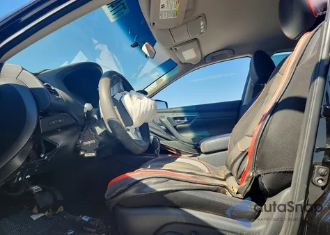 2018 Nissan Altima 2.5 z USA, uszkodzony, nr VIN 1N4AL3AP1JC117777